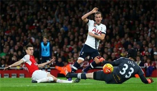 动青少年足 动青少年足